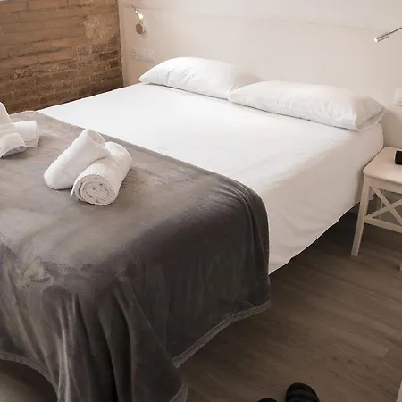 Happy People Sagrada Familia Gaudi Apartamento