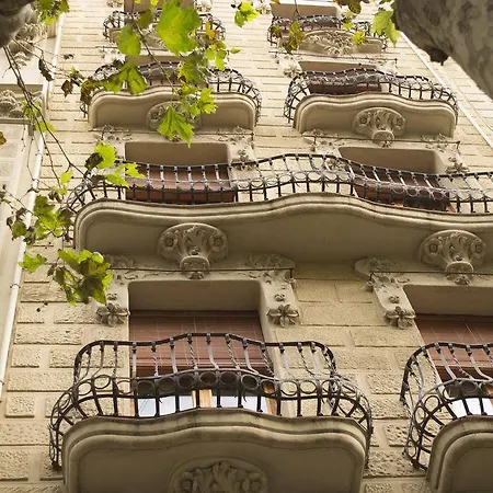 Apartment Happy People Sagrada Familia Gaudi