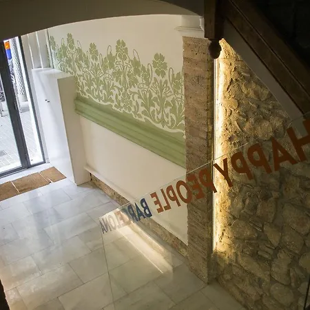 Apartment Happy People Sagrada Familia Gaudi Barcelona