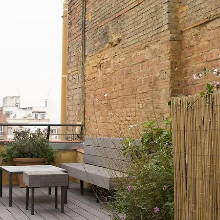 Apartment Happy People Sagrada Familia Gaudi