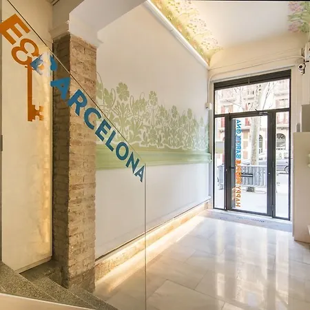 Apartment Happy People Sagrada Familia Gaudi Barcelona